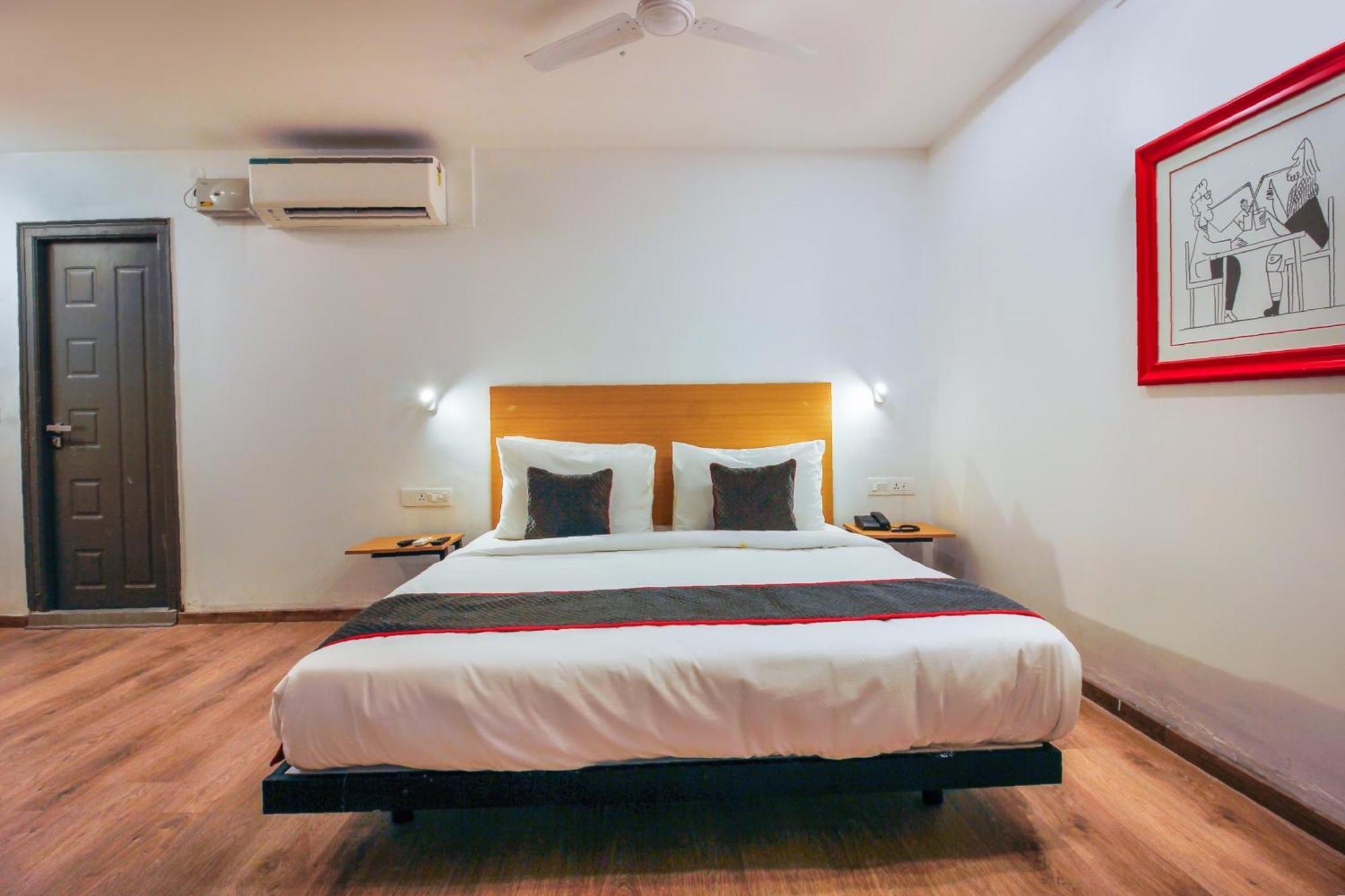Hotel Super Townhouse Rcc Sunrise à Haïdarabad Extérieur photo