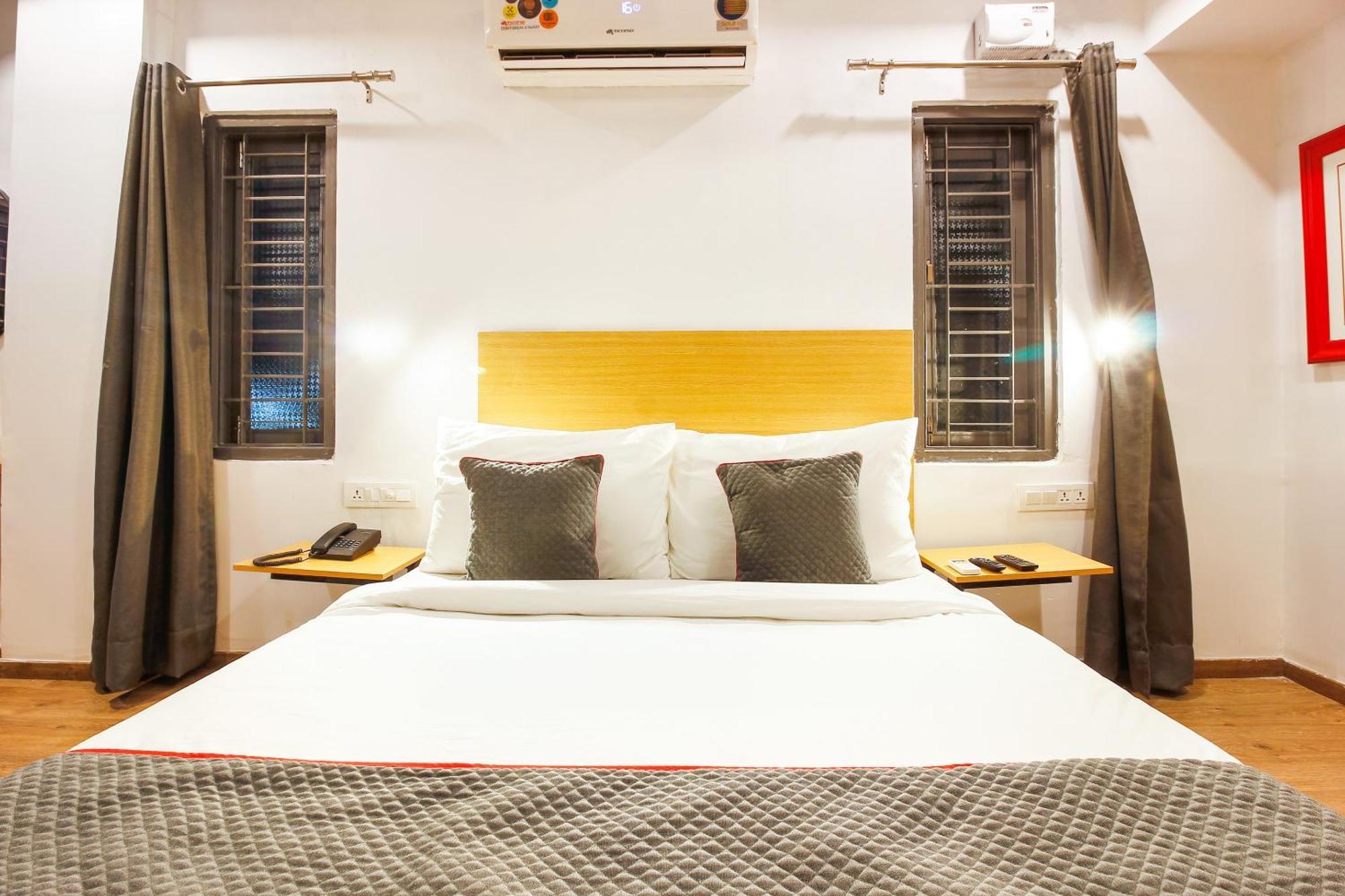 Hotel Super Townhouse Rcc Sunrise à Haïdarabad Extérieur photo